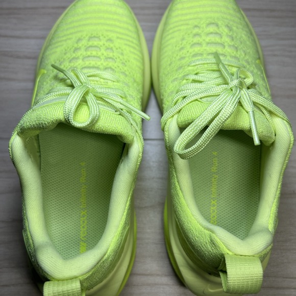 Nike Infinity Run 4 'Barely Volt' Womens Size 6  Running Workout DR2670-700 - Picture 7 of 10